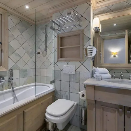 Chalet Mit Aussenwhirlpool * Nesselwängle