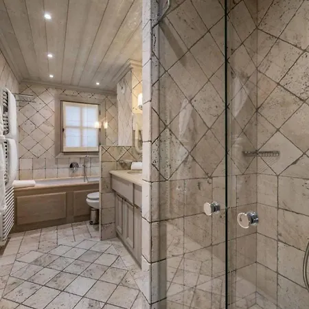 Chalet Mit Aussenwhirlpool Apartamento *