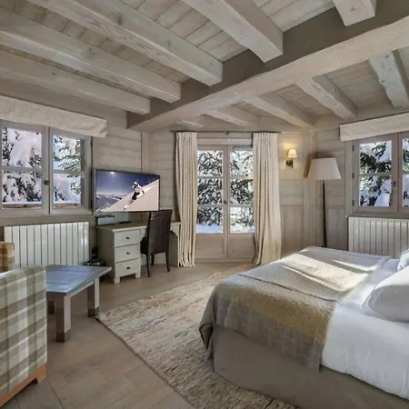 Chalet Mit Aussenwhirlpool Nesselwängle